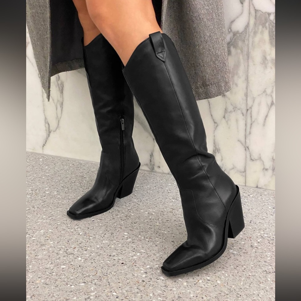 NEW Vince Camuto Afelia Boots in Black Leather